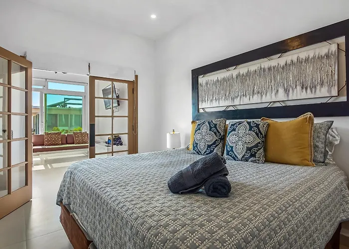 Dog-Friendly Villa With Beach Views, Patio, Outdoor Pool, Streaming, Partial Ac